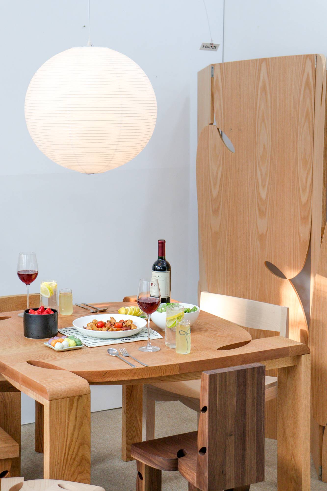 Curly Dining Table | Red Oak