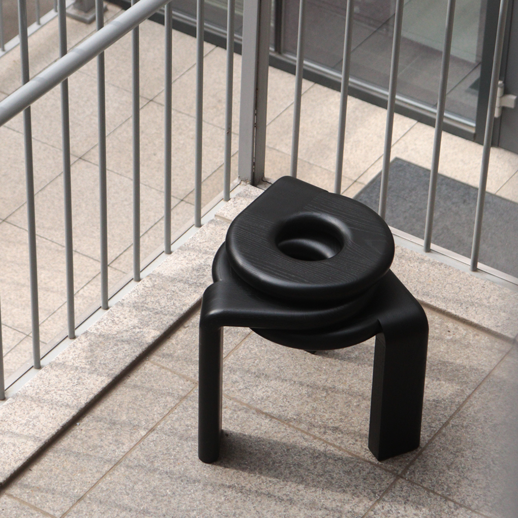 OLD Stool | Black