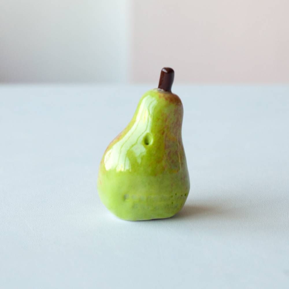 GLOSSY PEAR INCENSE HOLDER - pearshrimpceramic 페어쉬림프세라믹 - CAVA LIFE
