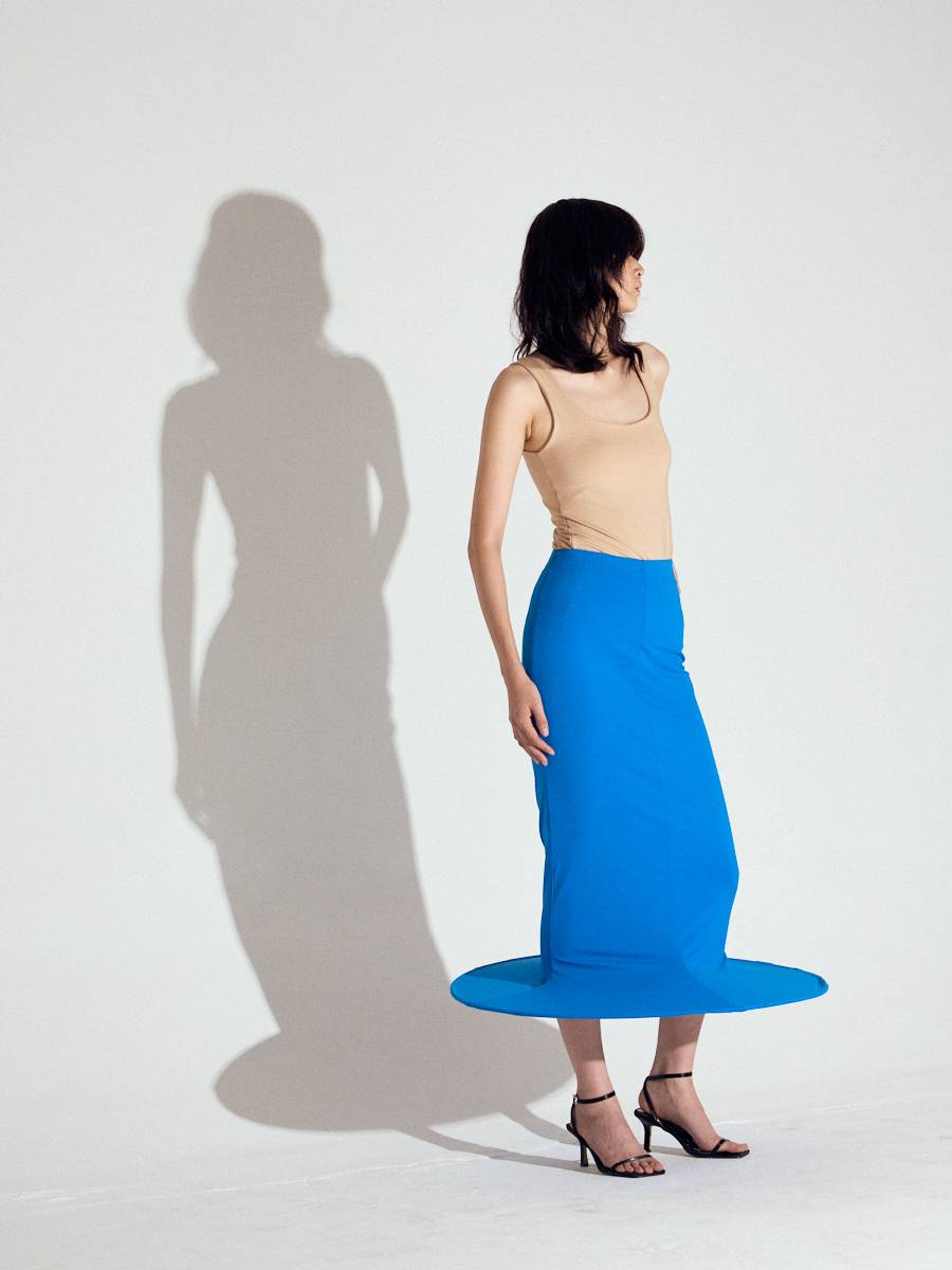 Pop-up cylinder skirt in Turquoise