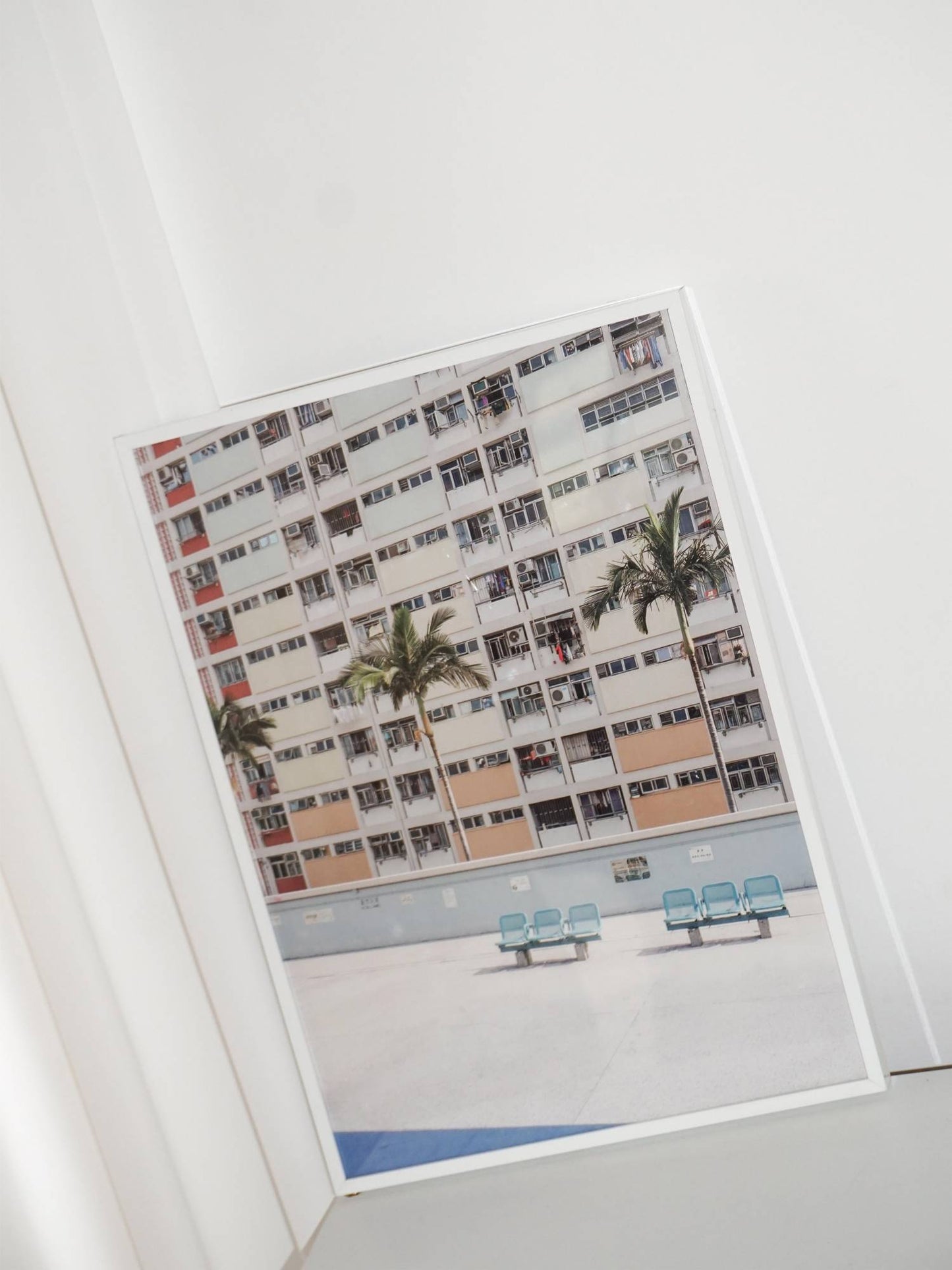 Rainbow Apartment 포스터