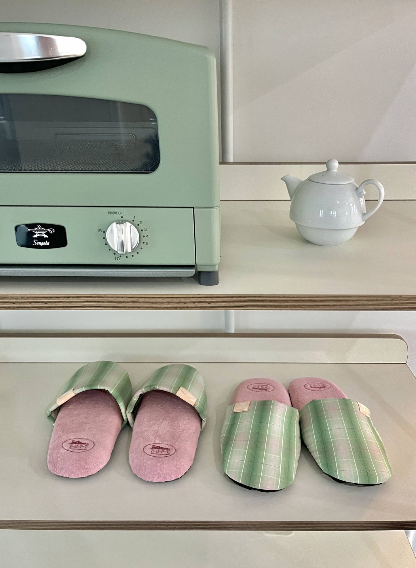 Cutie Check Room Shoes (Green check + pink) M size (220-250)