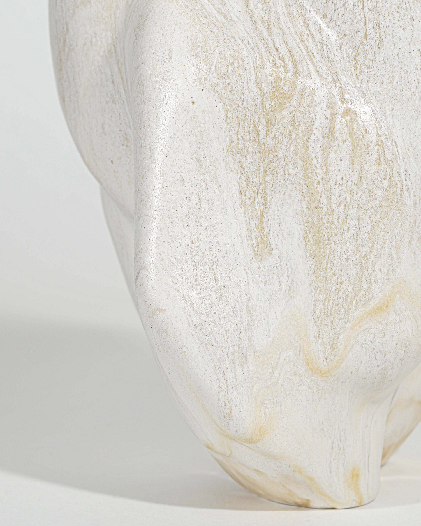 흰색 산호 - Momolim 모모림 - CAVA LIFE