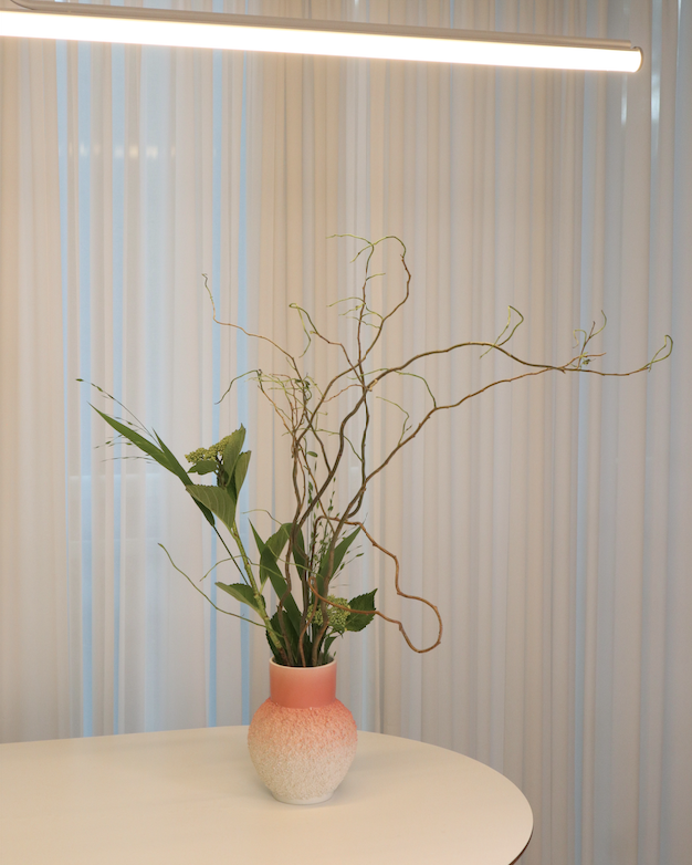 texture wide neck large vase (coral pink) - Shinyejiceramics 신예지 - CAVA LIFE