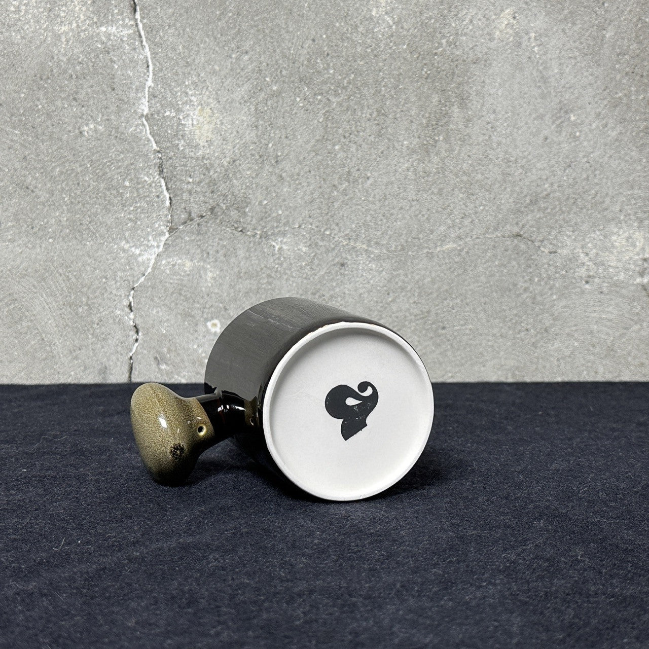 SAI(사이) 004 하트 머그 브라운 - SAI 사이 - CAVA LIFE