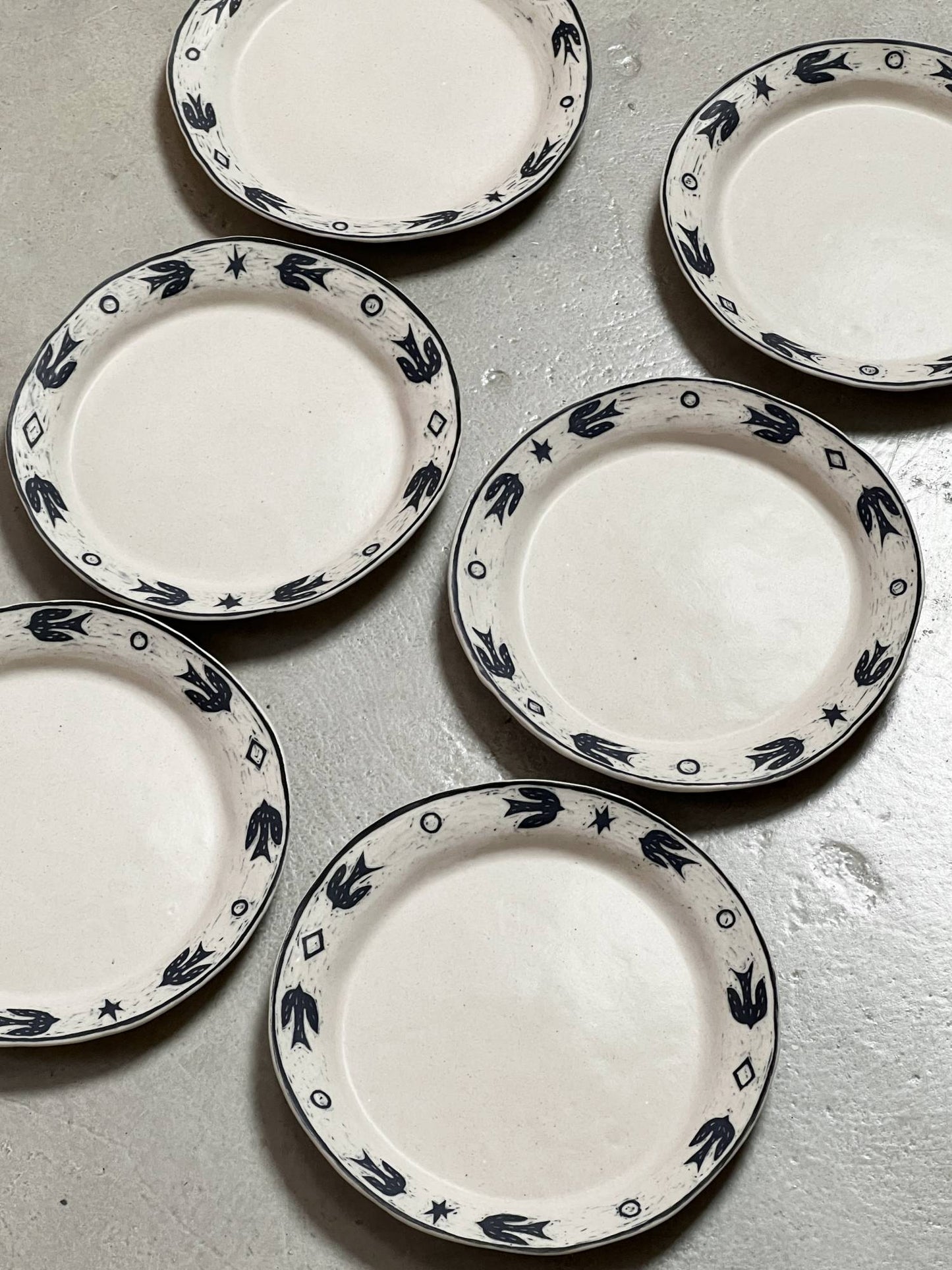 Round Plate 파수꾼