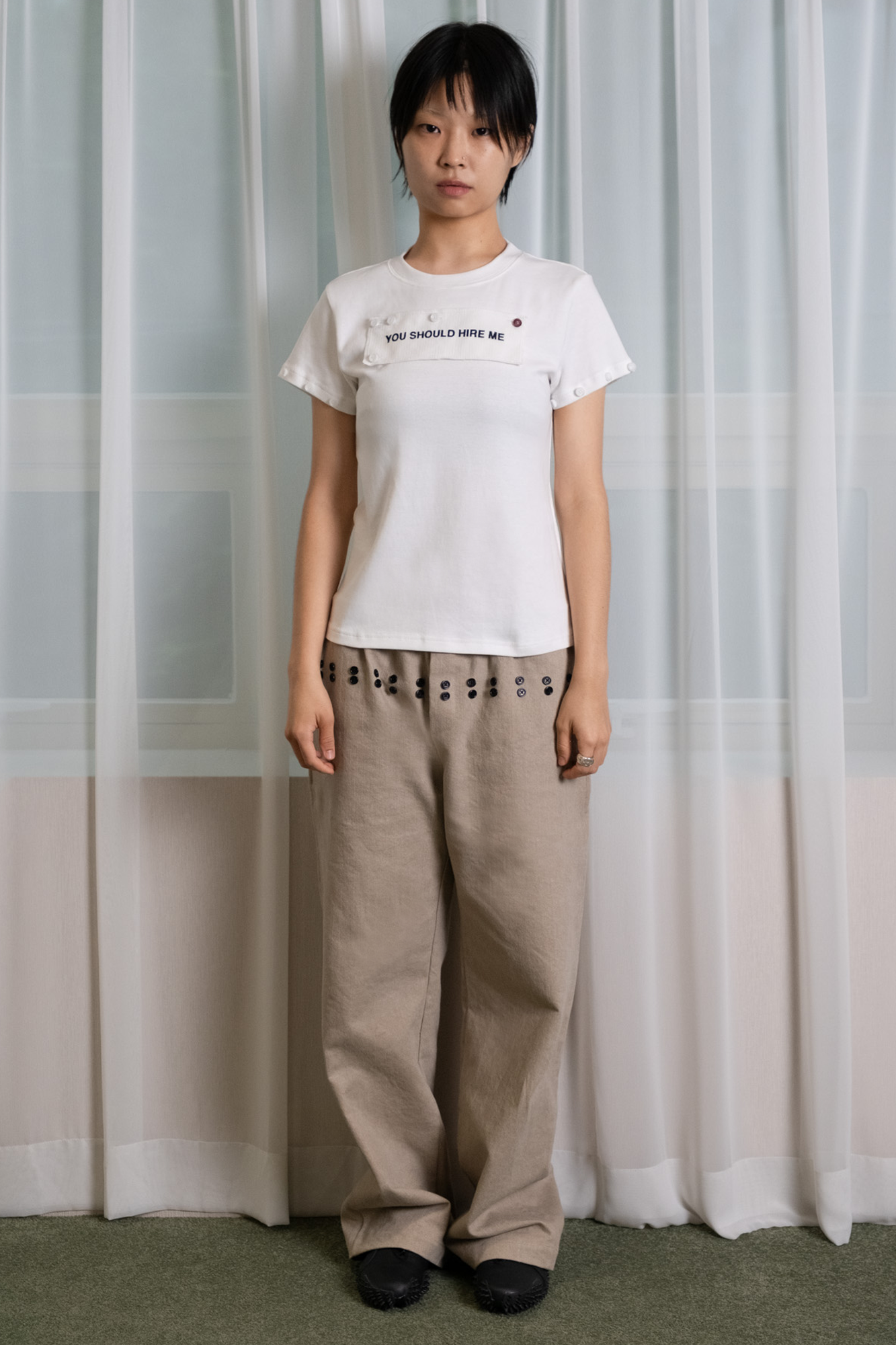 "HIRE ME" CONVERTIBLE LONG SLEEVE (WHITE)