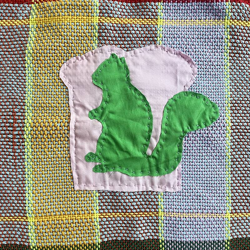 다람쥐 위빙 쿠션