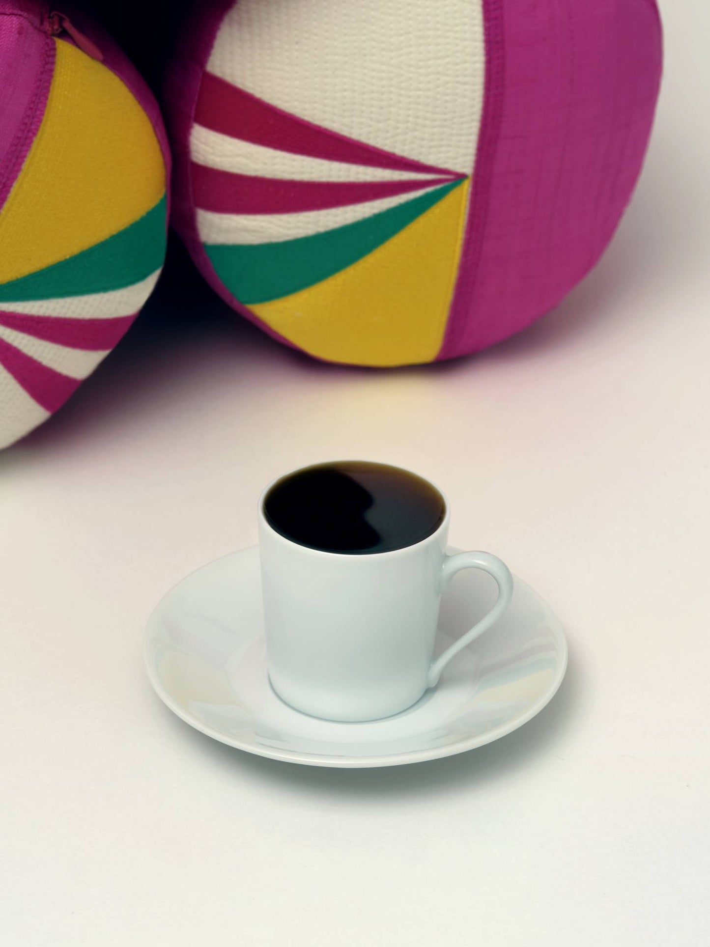 옥춘 누빔/모시 베개 (Okchun Pillow)