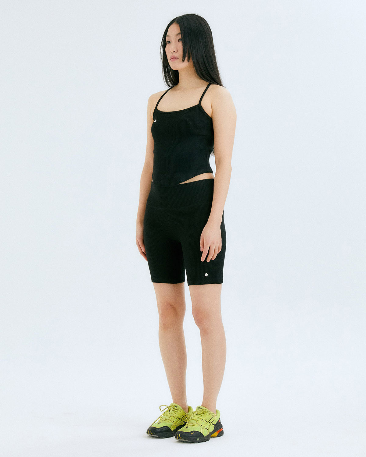 와이 슬리브리스 / 블랙 - HALOMINIUM  할로미늄 - CAVA LIFE