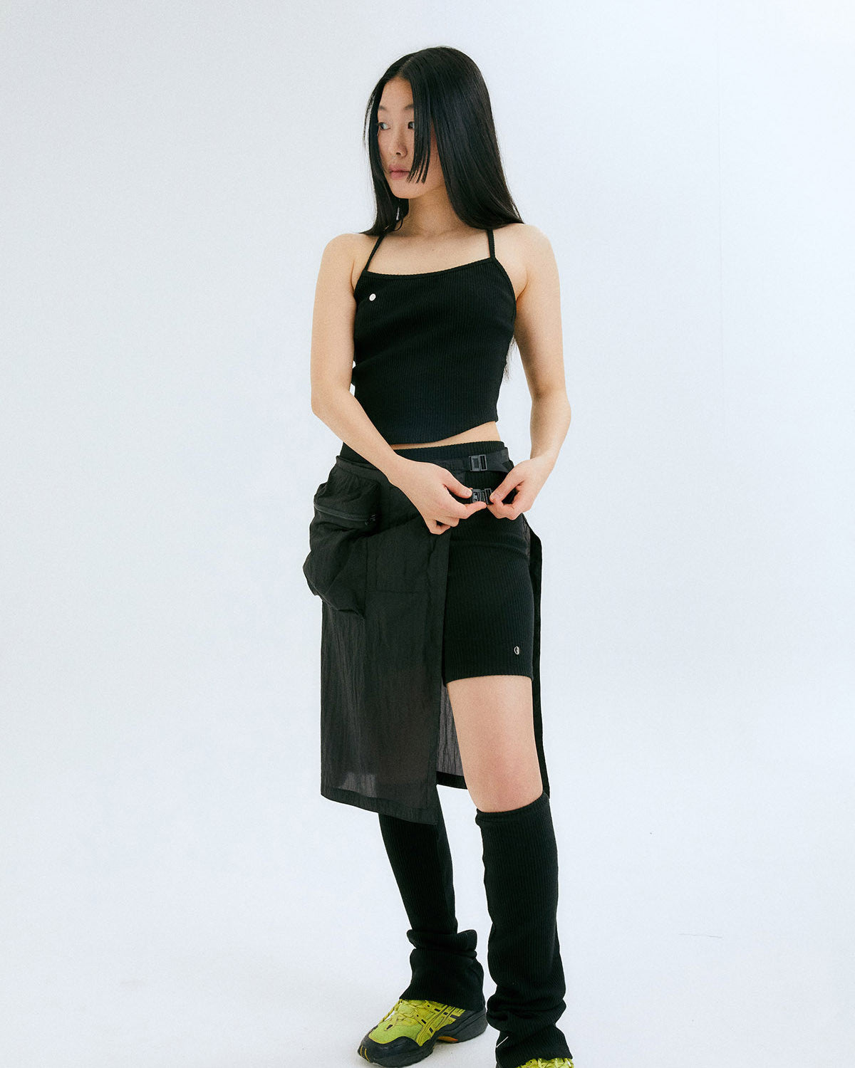 와이 슬리브리스 / 블랙 - HALOMINIUM  할로미늄 - CAVA LIFE