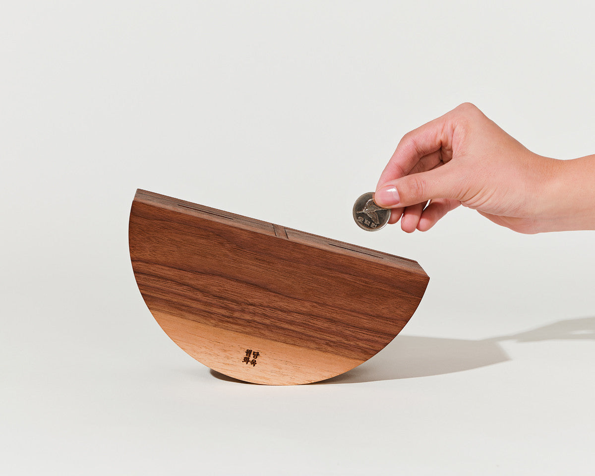 반달(저금통) - Woldangwhaok 월당화옥 - CAVA LIFE