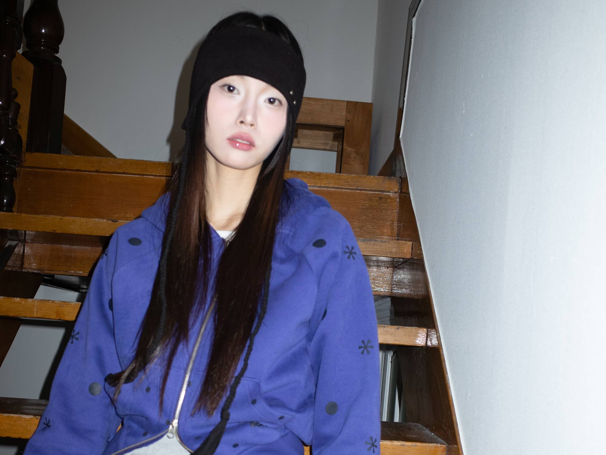 ON HAIR BAND (BLACK)