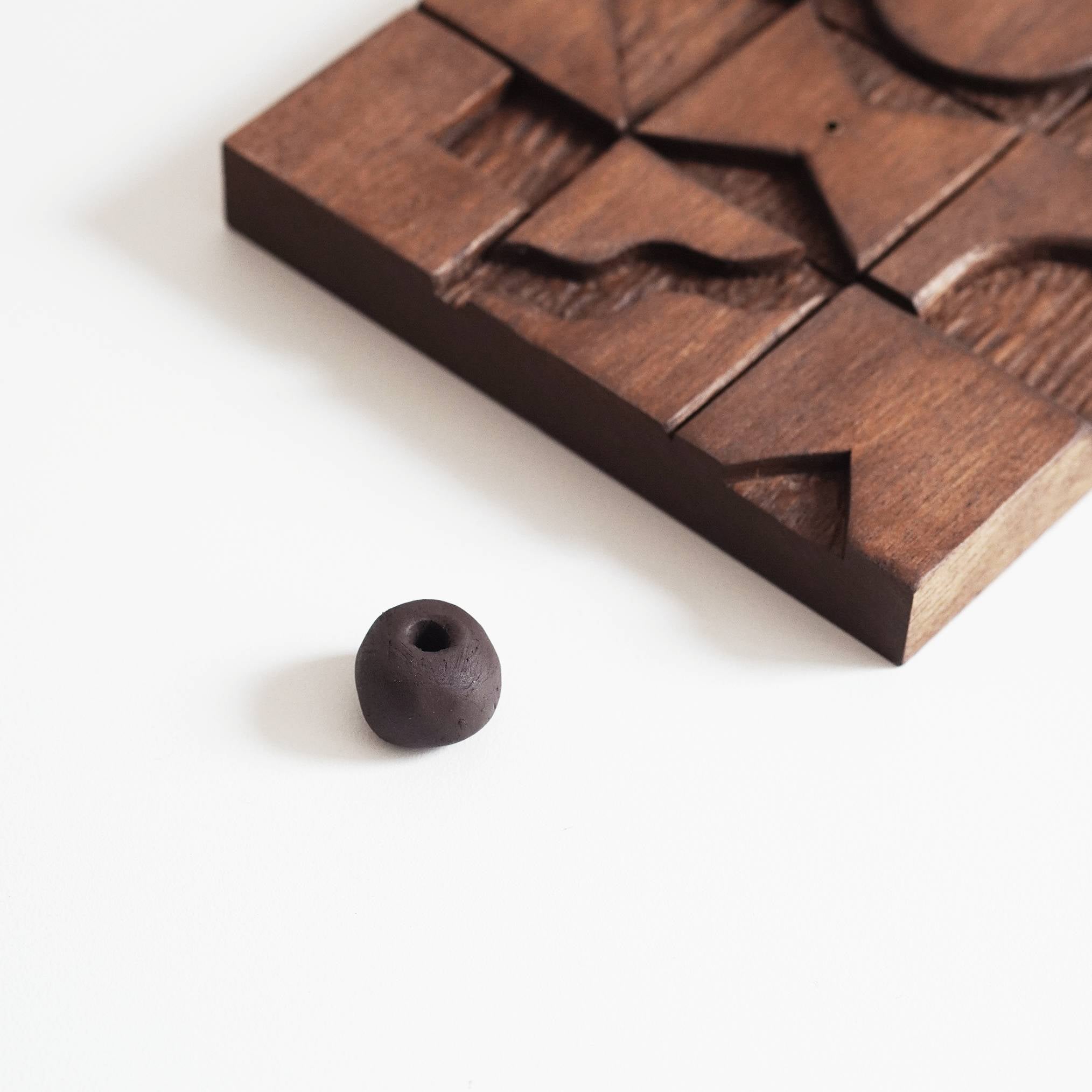 Fortune incense holder