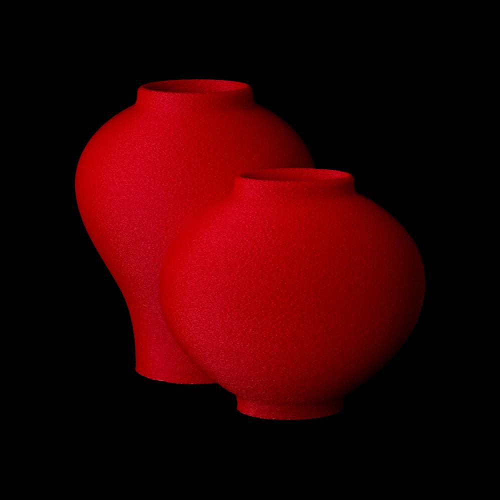 겹쳐진 작은 매병과 달항아리_레드