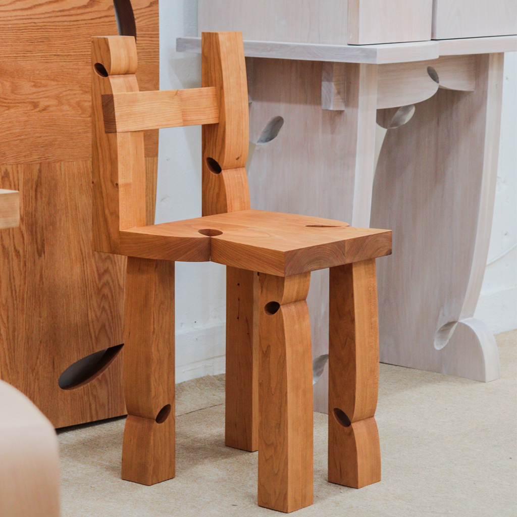 Curly Chair 002 | Cherry