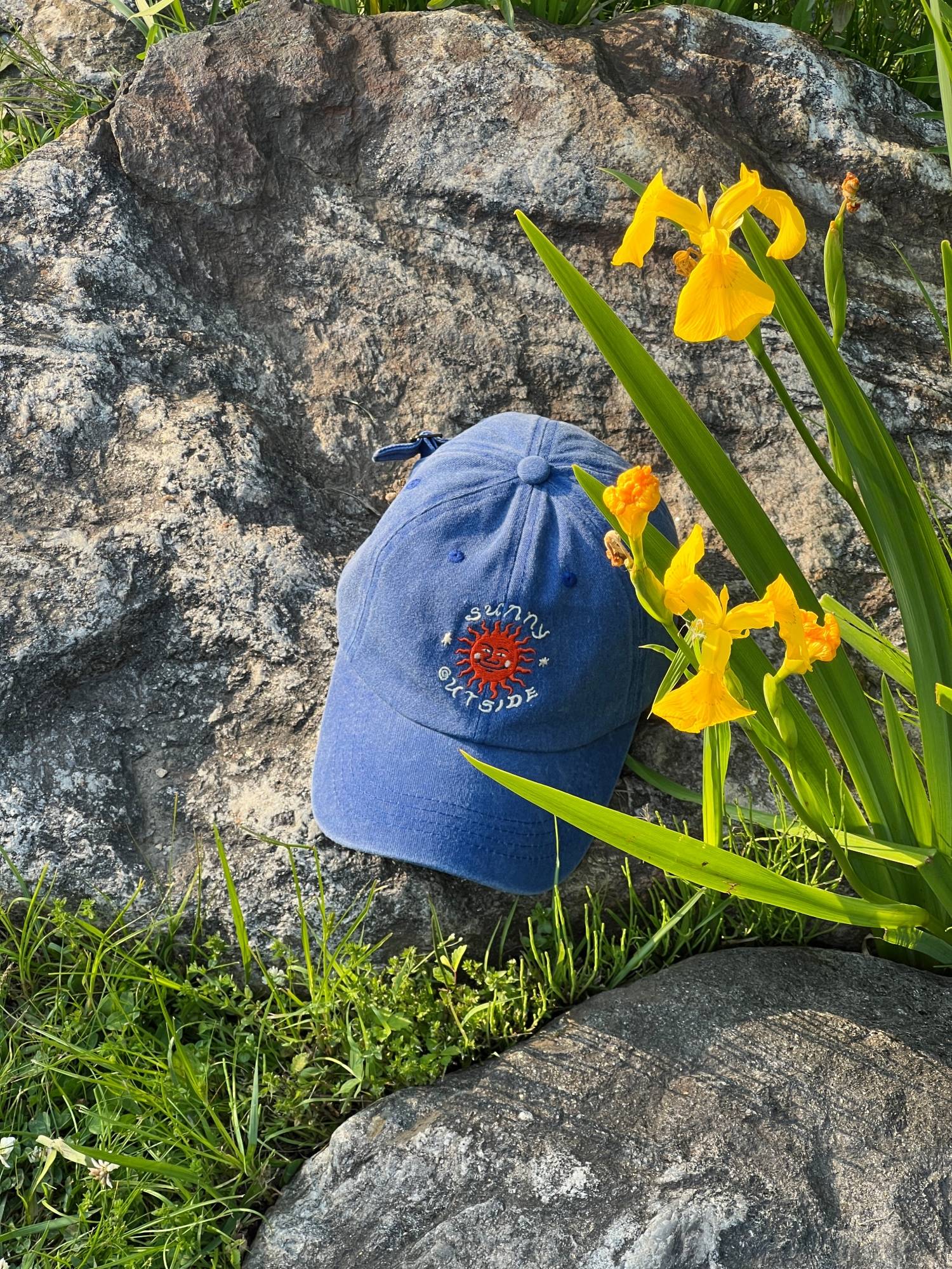 Embroidered Drawing Cap 드로잉 자수 캡 - Indigo