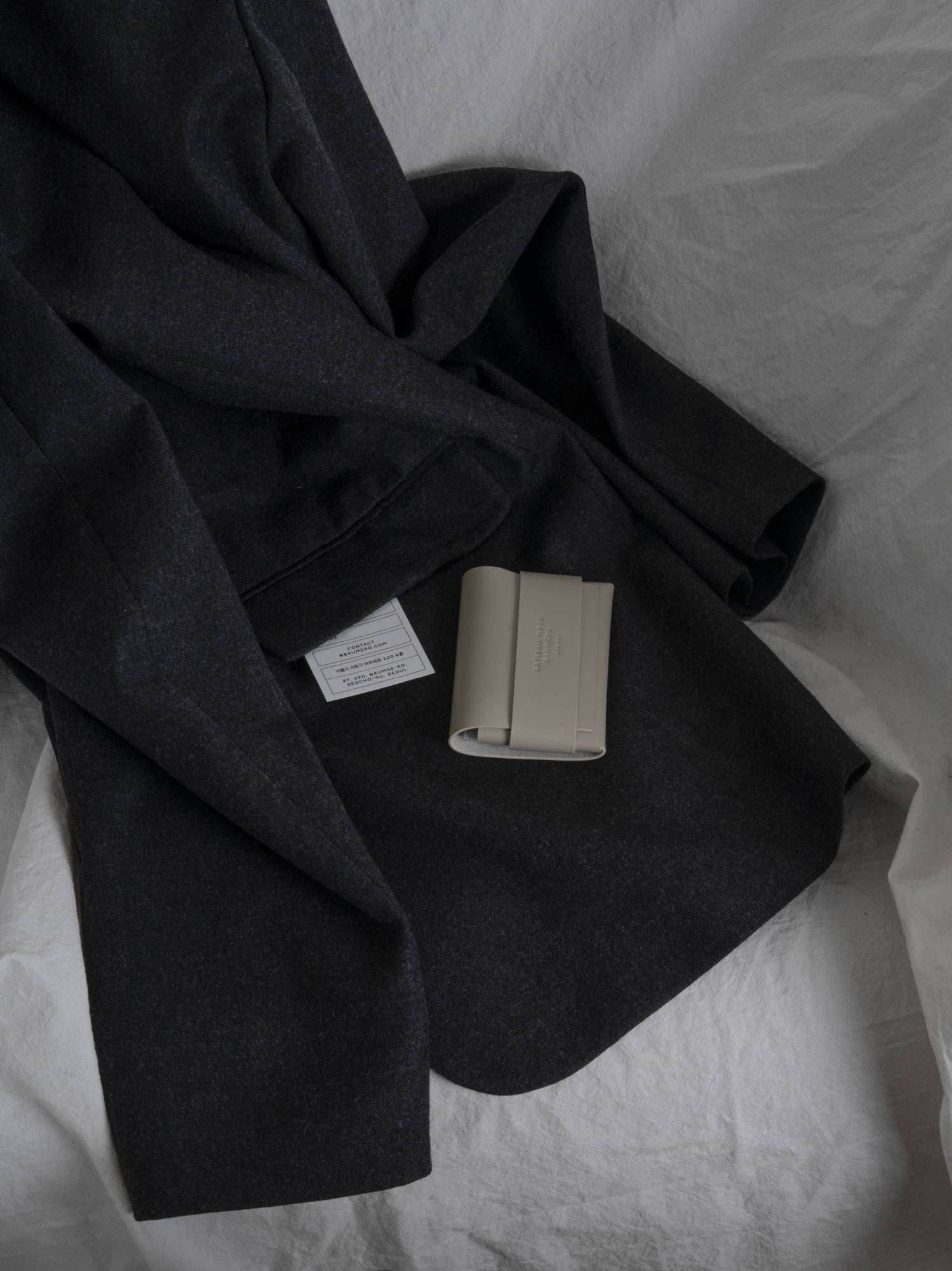 BUSINESS CARD 143 (GREY IVORY)