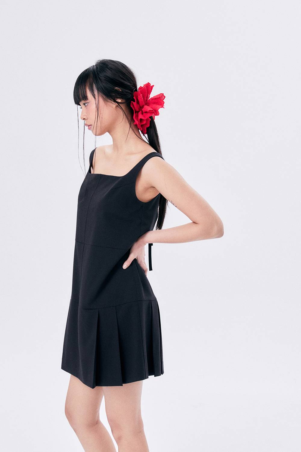 MINI SCHOOL DRESS / NAVY - HALOMINIUM  할로미늄 - CAVA LIFE