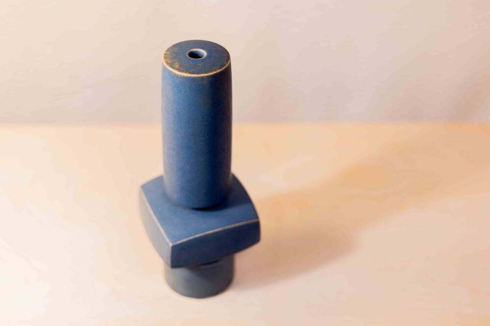 object 231253 - Hee Song, Yoo 유희송 - CAVA LIFE