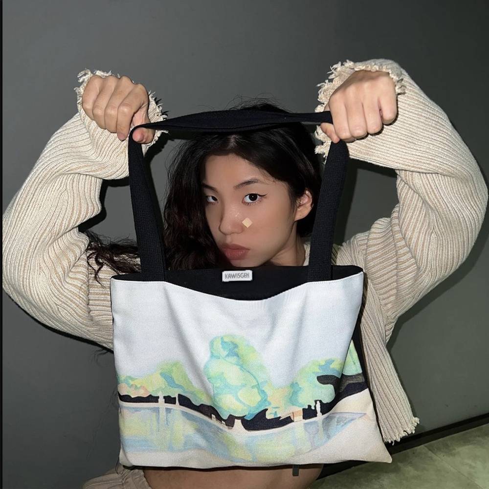 silent afternoon totebag - kawisgen - CAVA LIFE