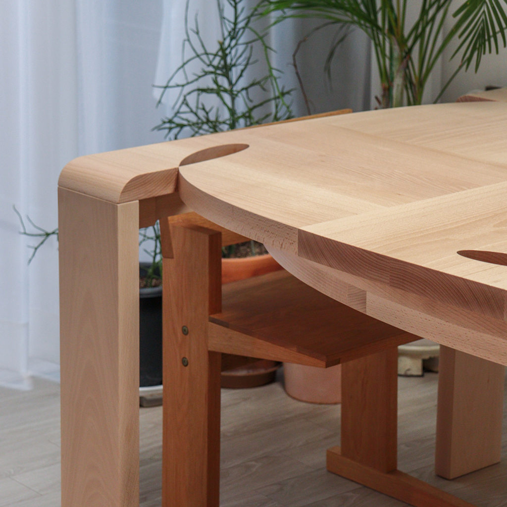 Curly Dining Table | Beech