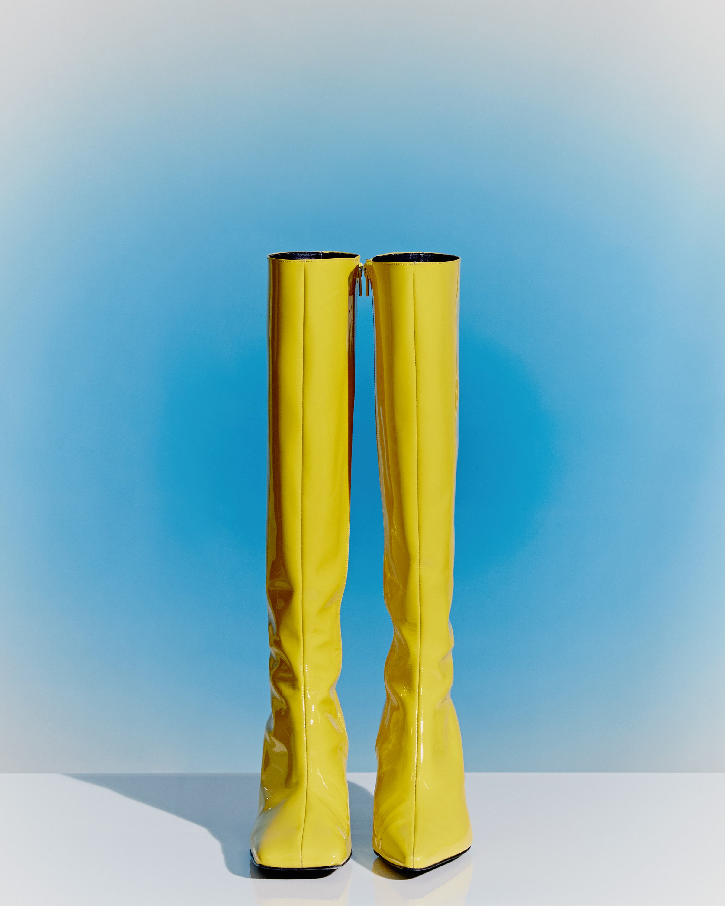 TRI-QUARE BOOTS in LEMON - SUN WOO 선우 - CAVA LIFE