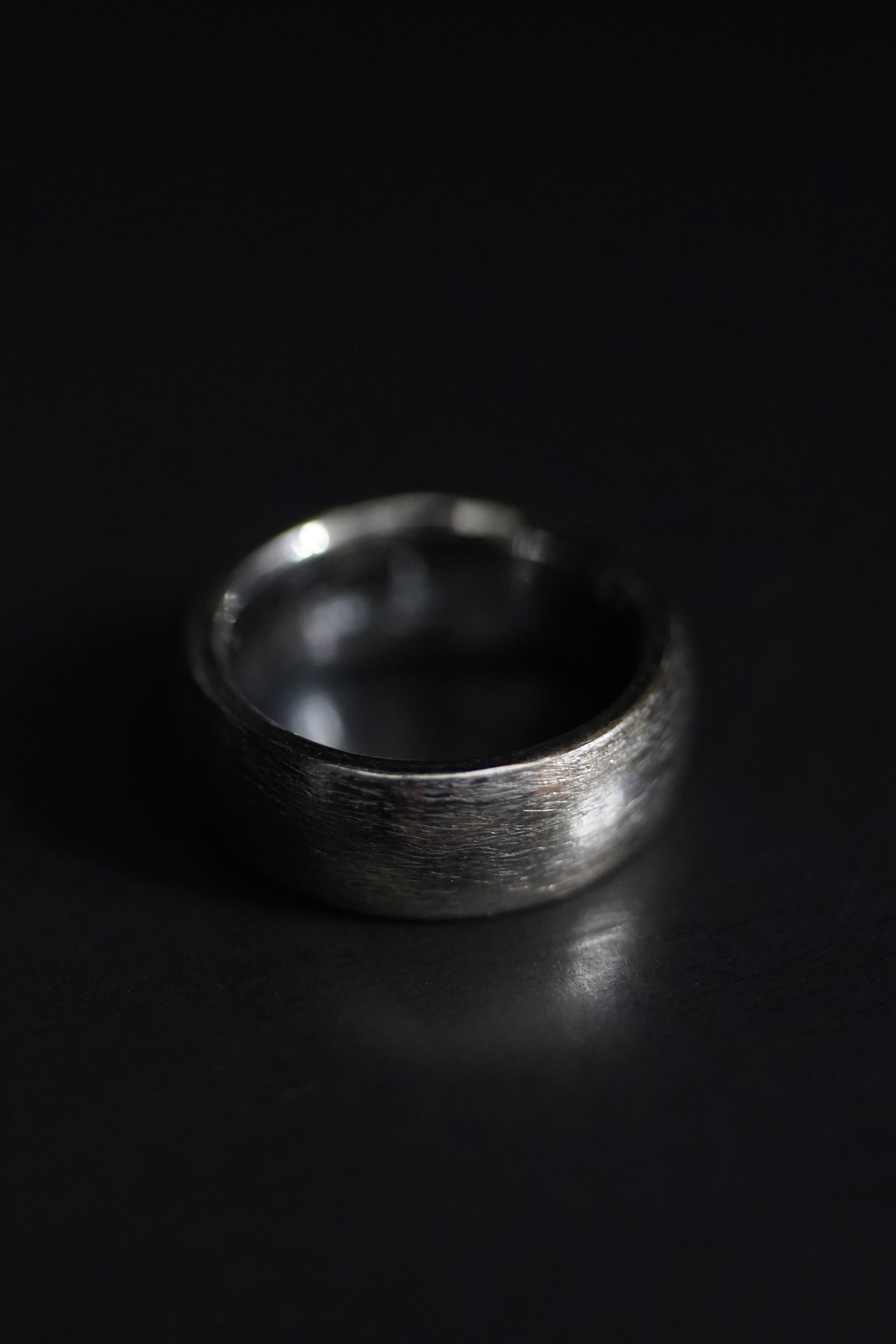 standard D-shape band ring_2 - typical foundation 티피컬 파운데이션 - CAVA LIFE