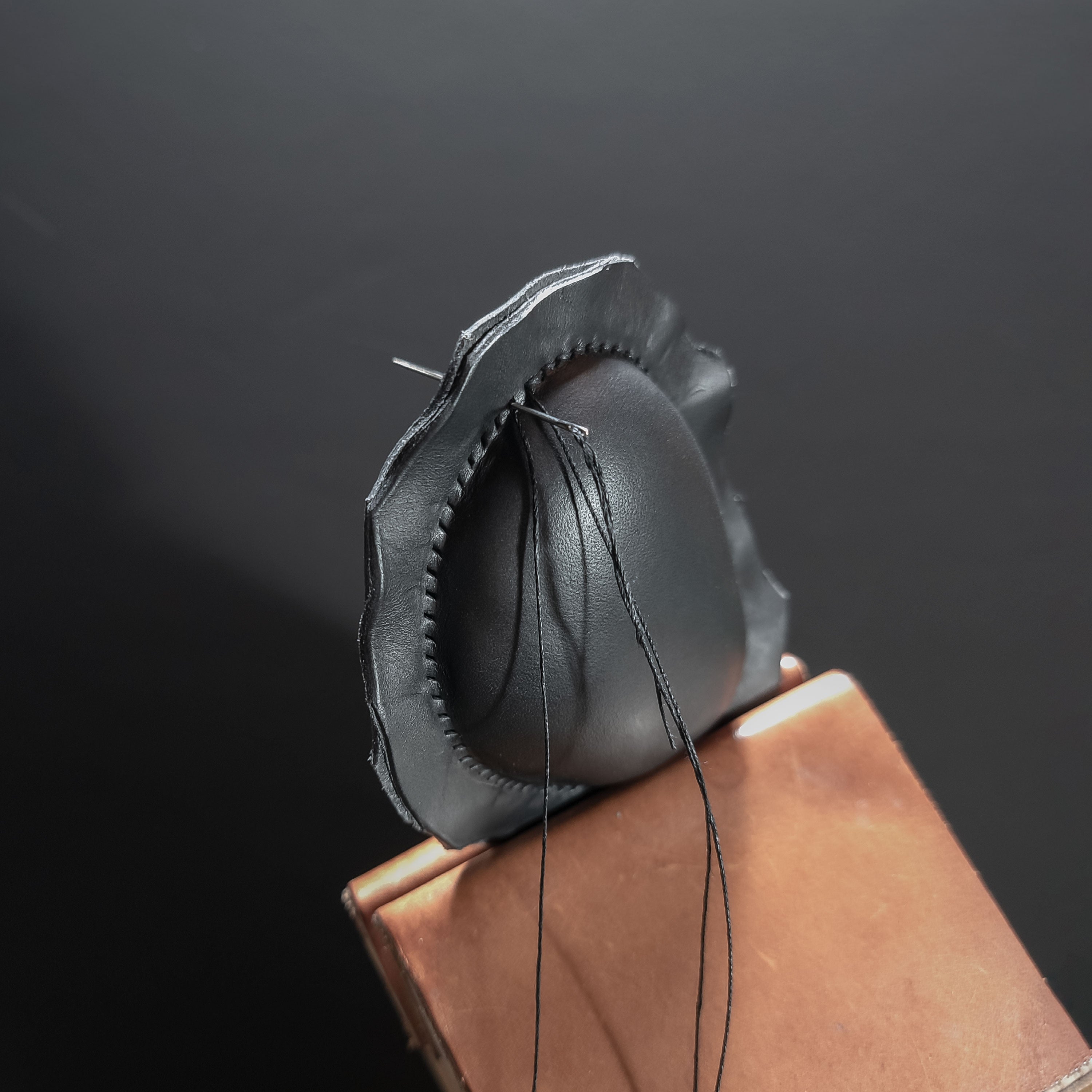 Leather Stone -Black [M003] (レザーストーン)