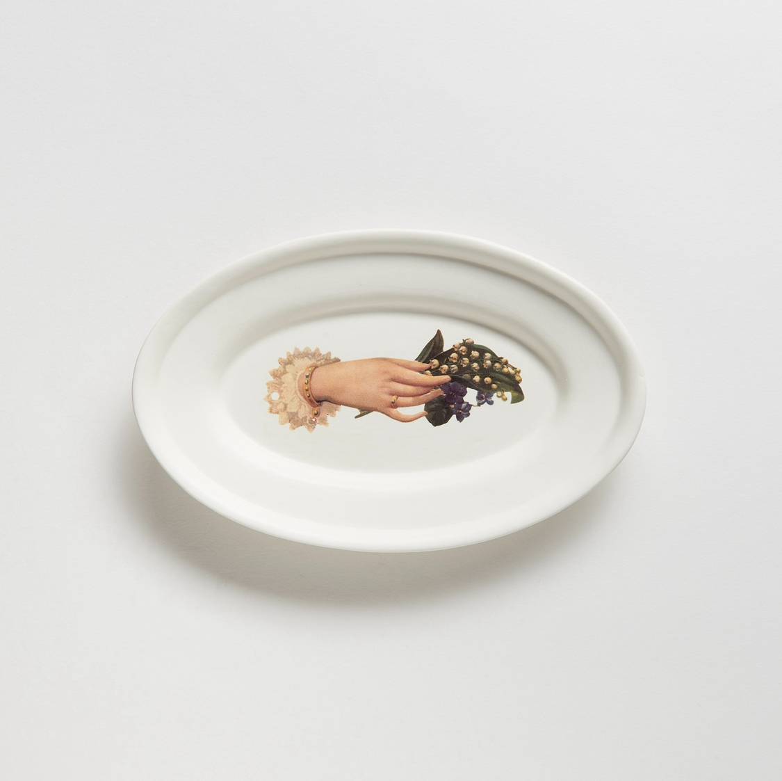 은방울 손그림 오벌접시 - chinoiserie 시누아즈리 - CAVA LIFE