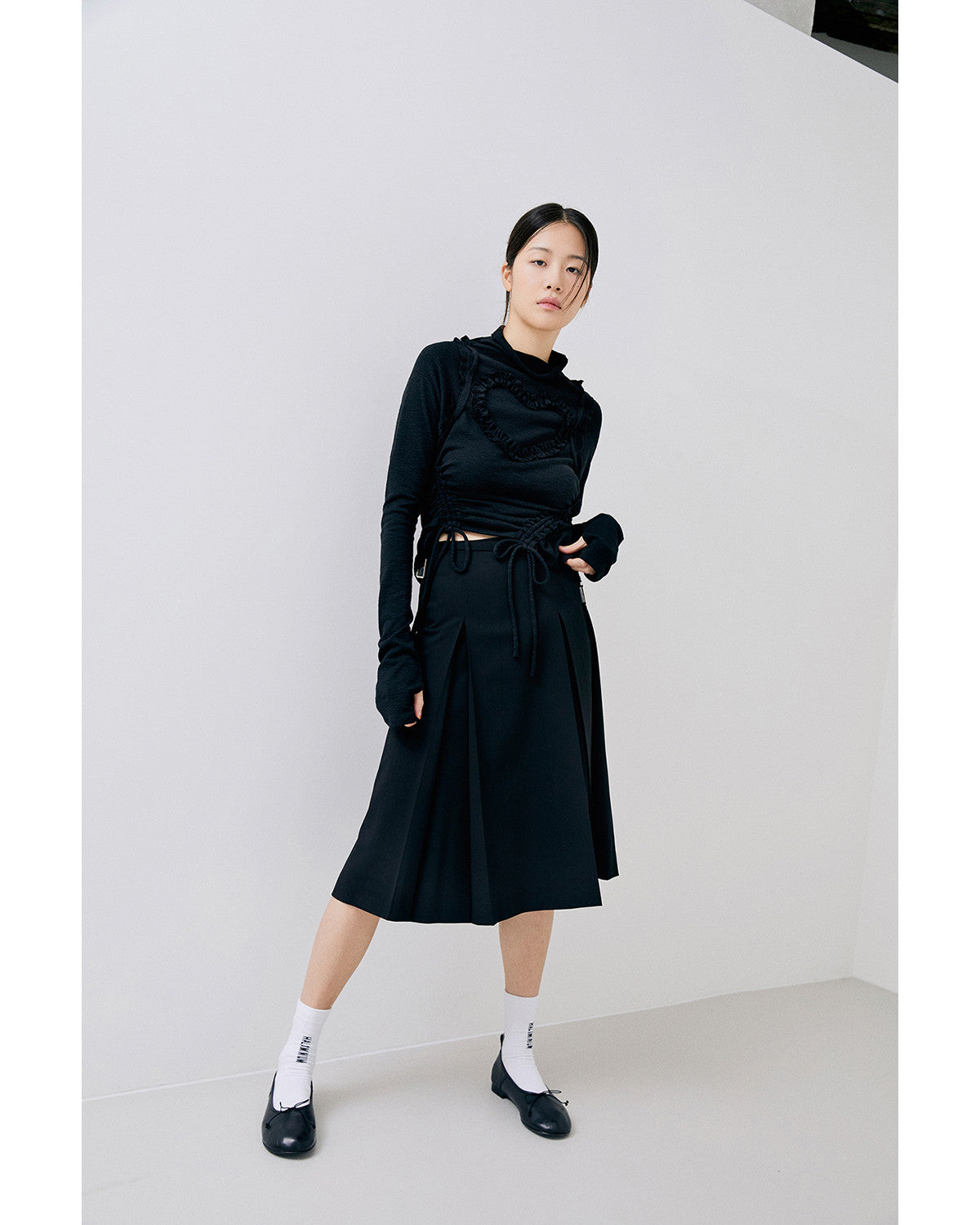 할로미늄 삭스 / 화이트 - HALOMINIUM  할로미늄 - CAVA LIFE