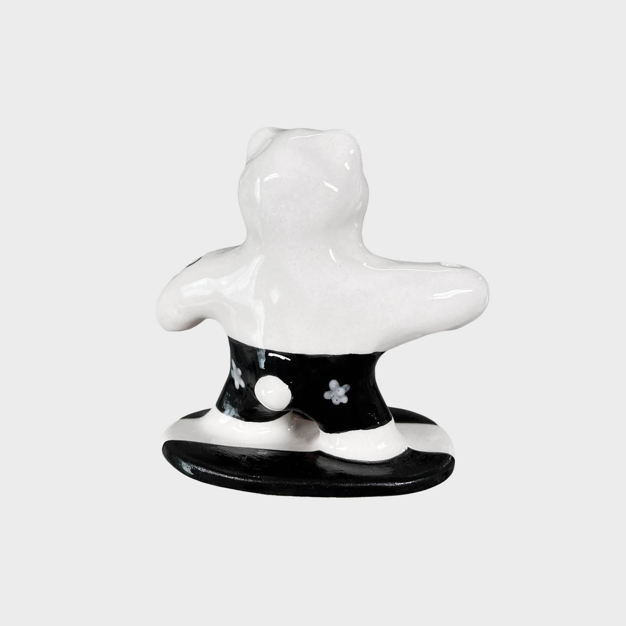 화이트 서핑베어 인센스홀더 - steadinary 스테디너리 - CAVA LIFE