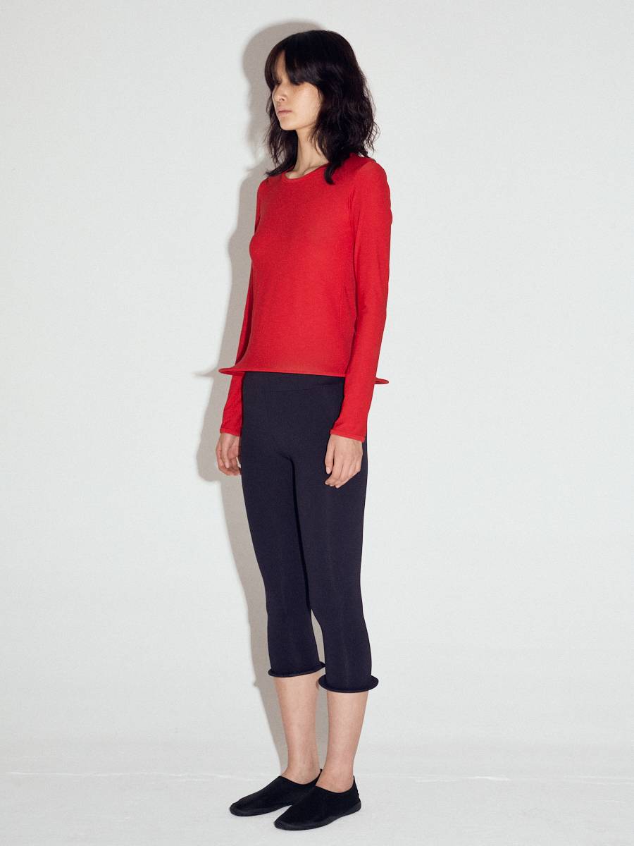 Wired hem basic top in Red