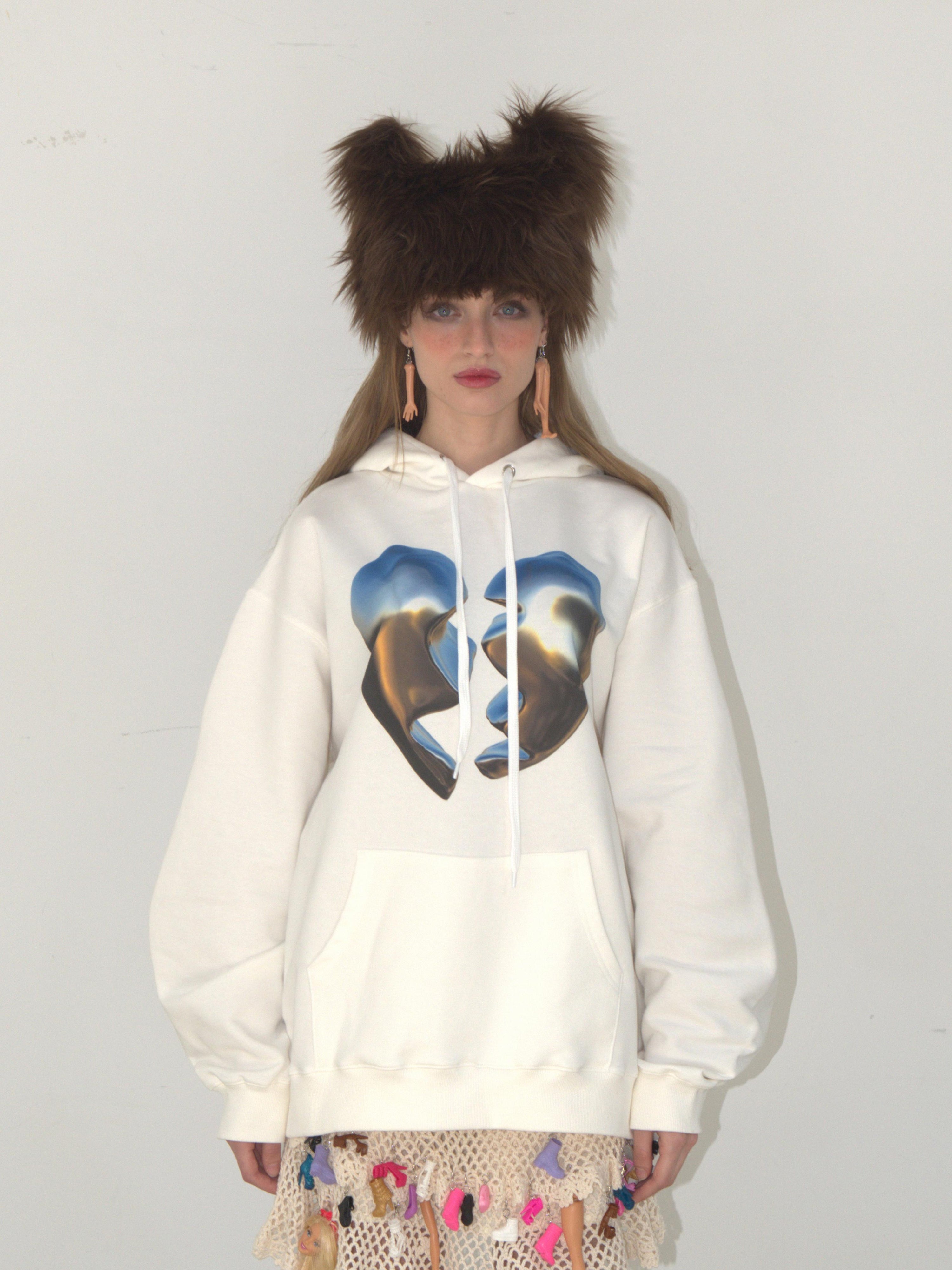 Broken Heart Hoodie IVORY - KATER 카터 - CAVA LIFE