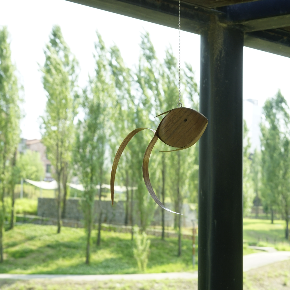 Almond Fish 모빌 - 월넛