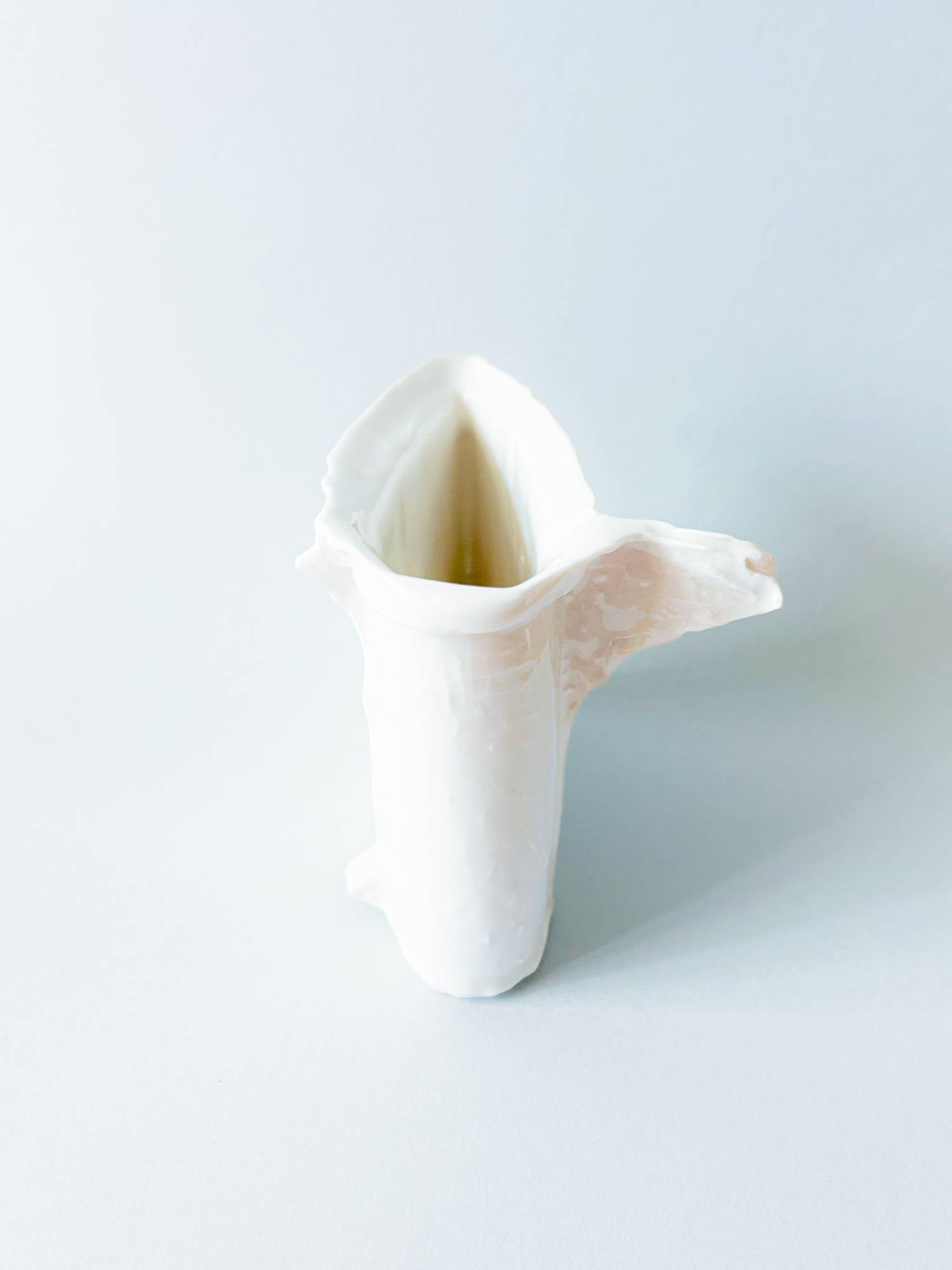 Edge Vase - 001