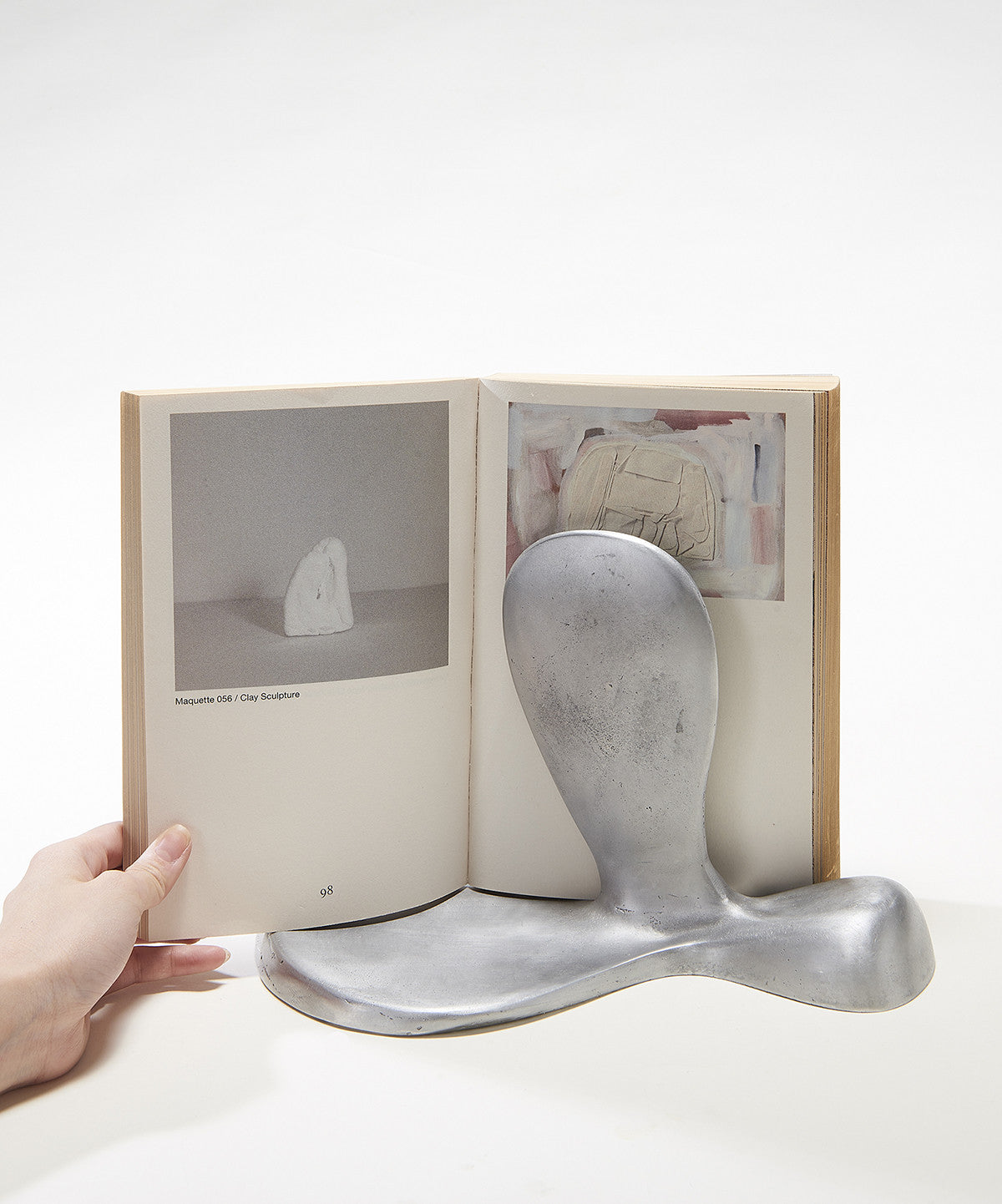 무트 북홀더 - Kim Daeun 김다은 - CAVA LIFE