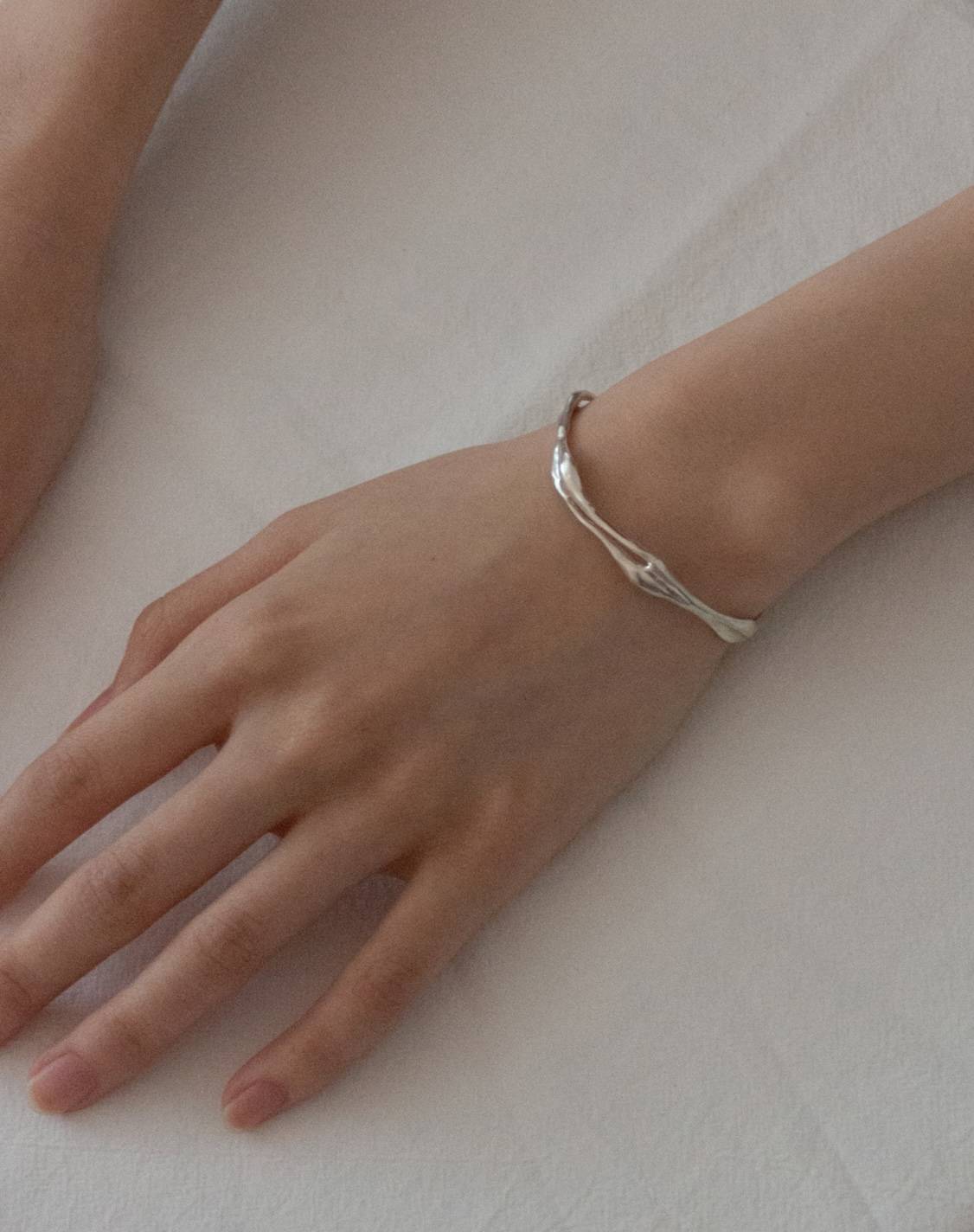 haett's signature bangle