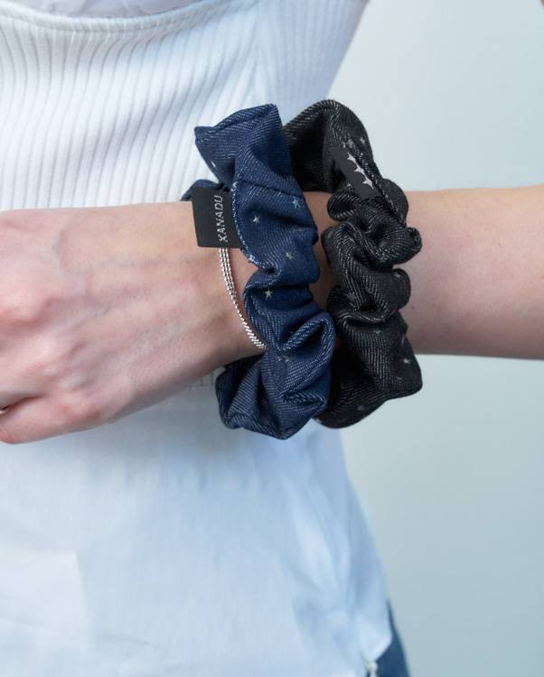 DAYSTAR SCRUNCHIE