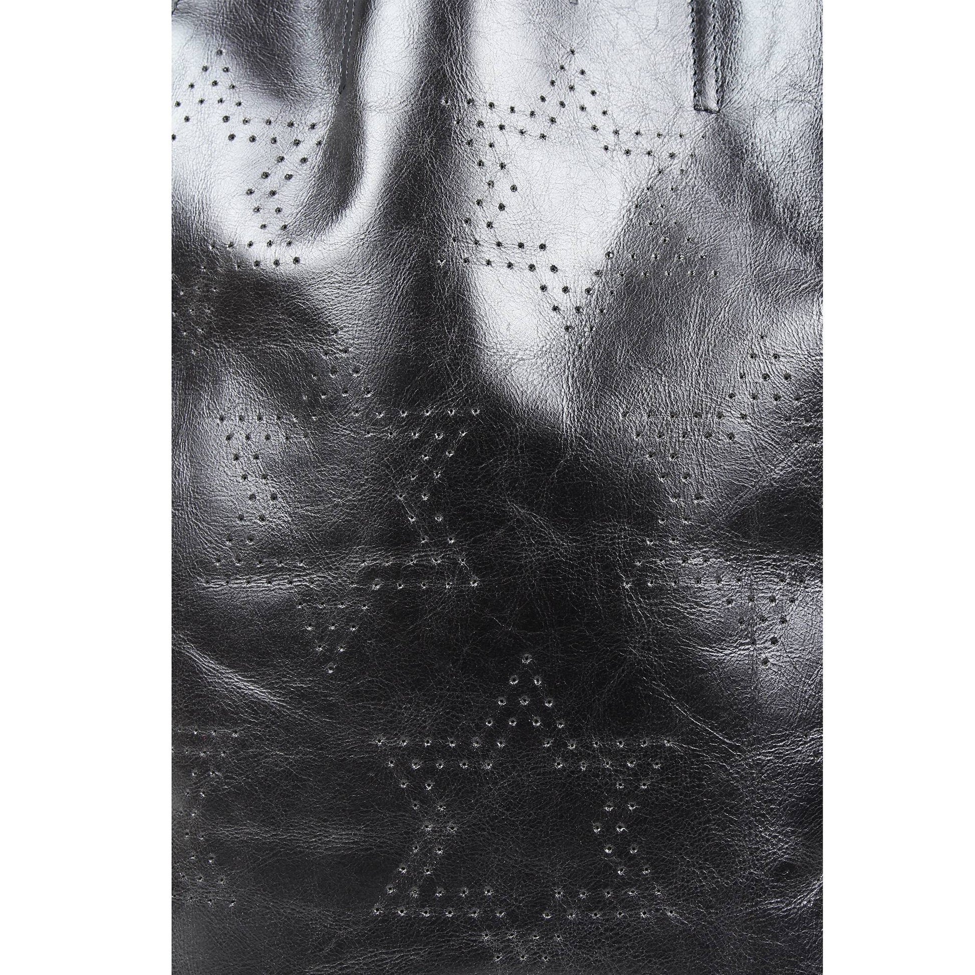 STARMAN - Black - LOVE PARADE 러브퍼레이드 - CAVA LIFE