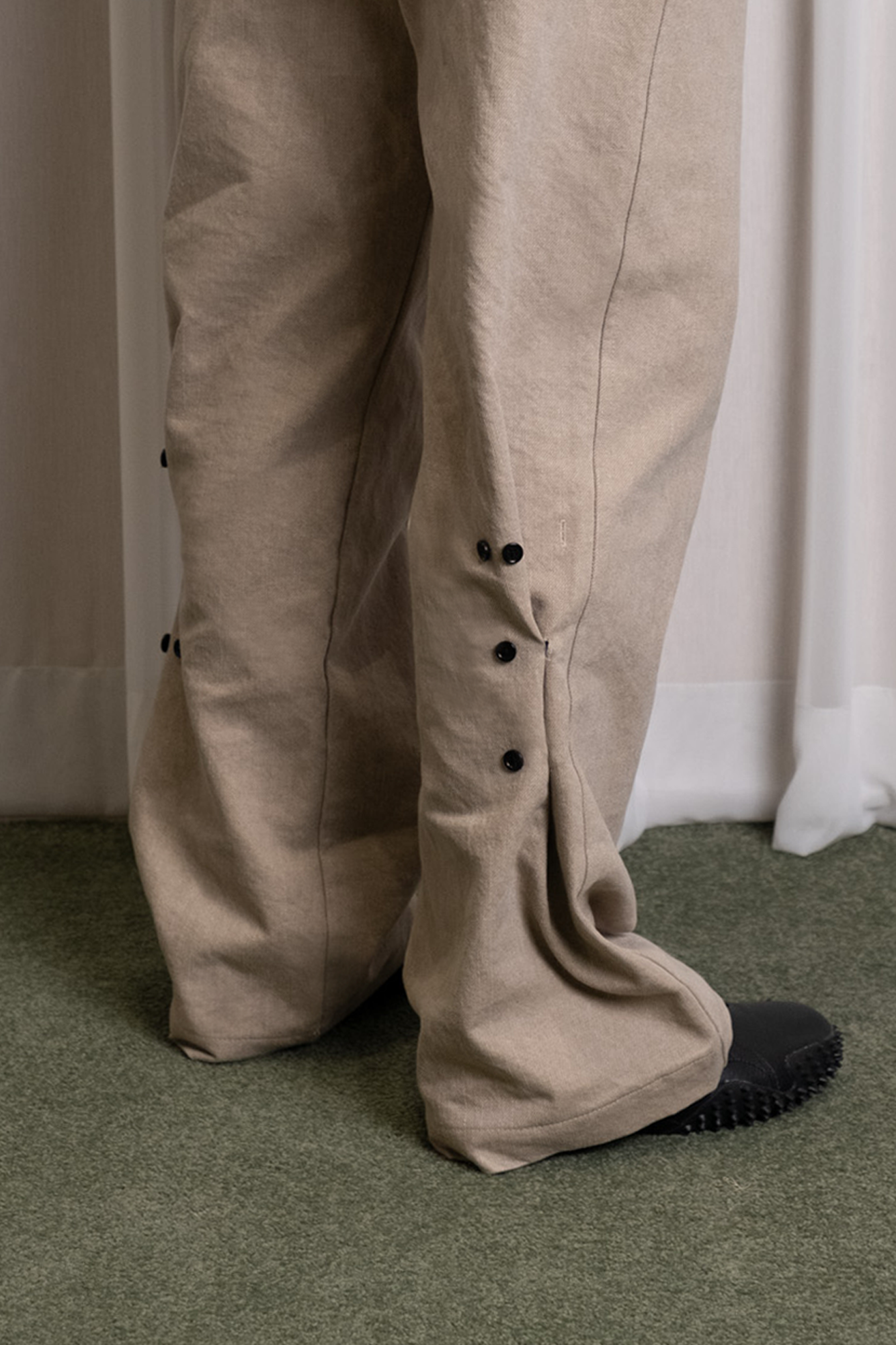 DON'T PUSH MY BUTTONS TROUSER (CHARCOAL)