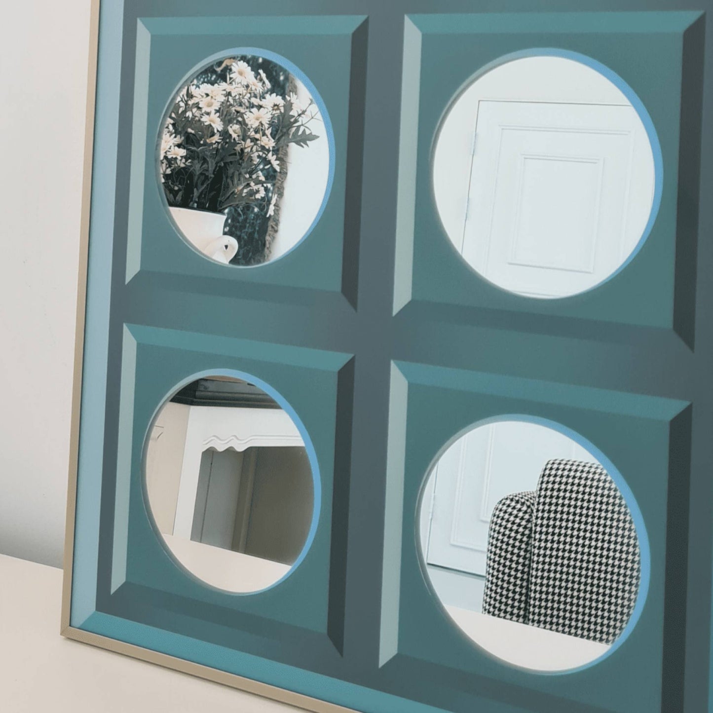 여섯 개의 원 포스터 거울_A3