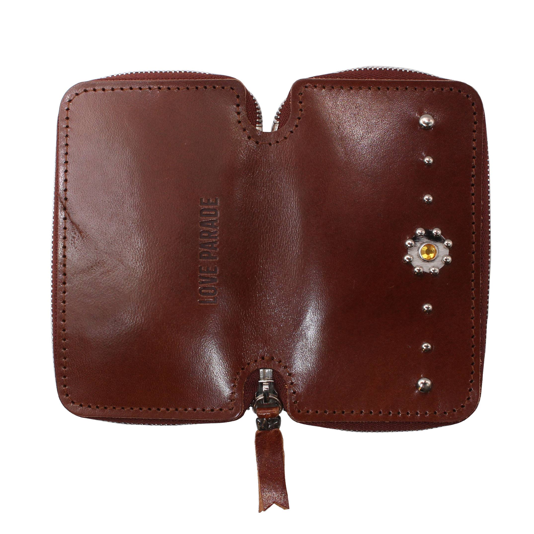 STUD WALLET - Brown