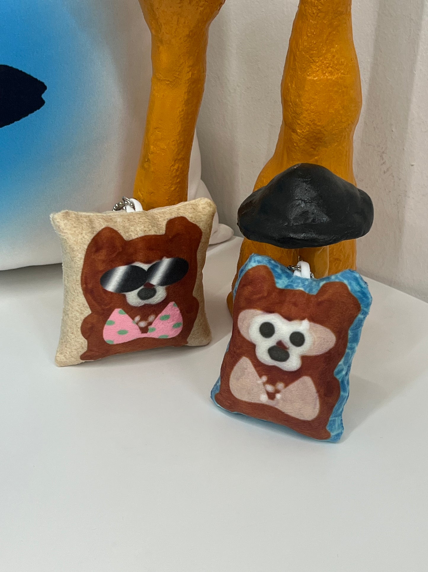 OIB² 썸머캠프 애프터 선텐 앗쿠 키링