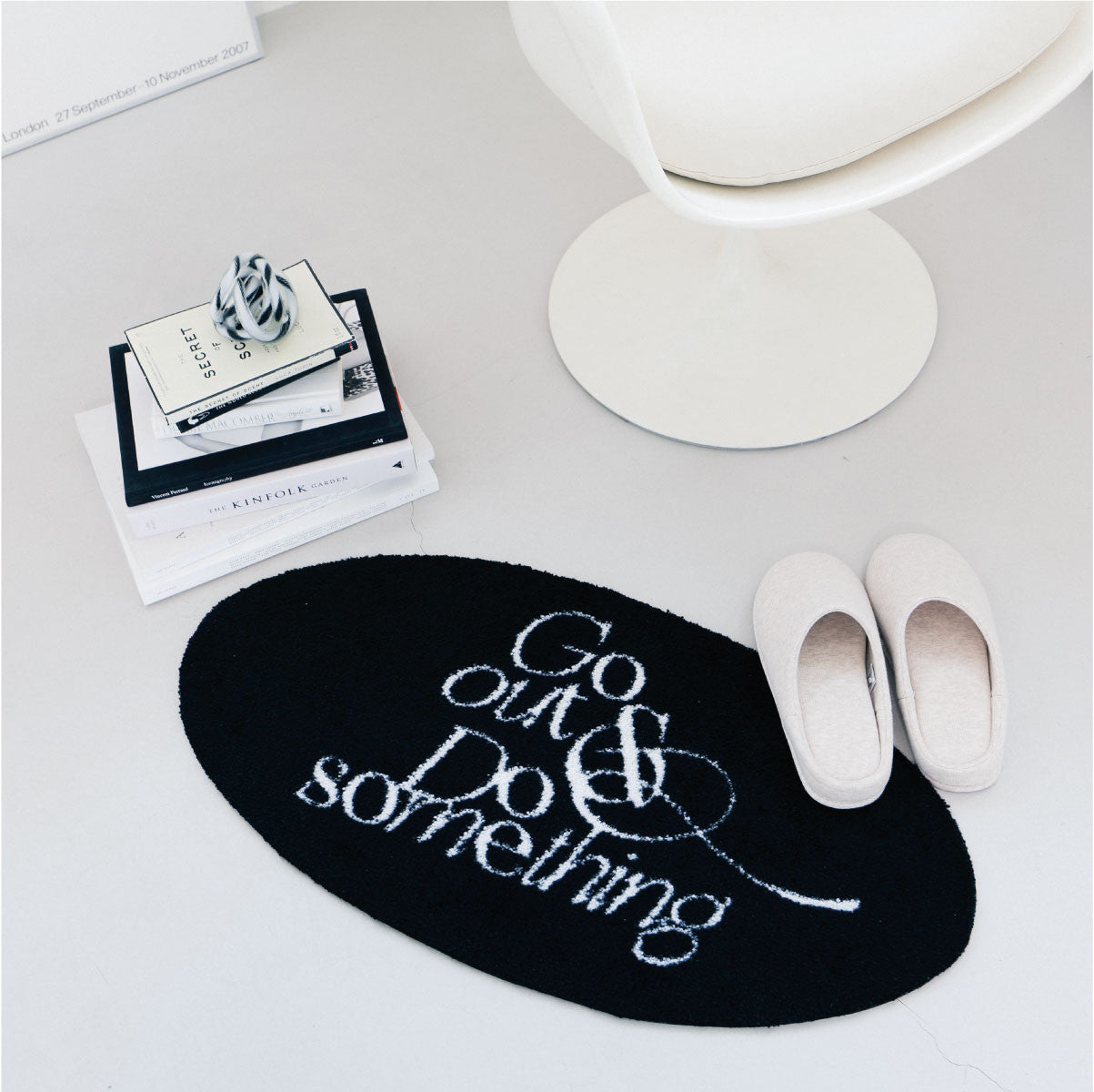 발매트 / Go out & Do something - Issuegraphy 이슈그래피 - CAVA LIFE