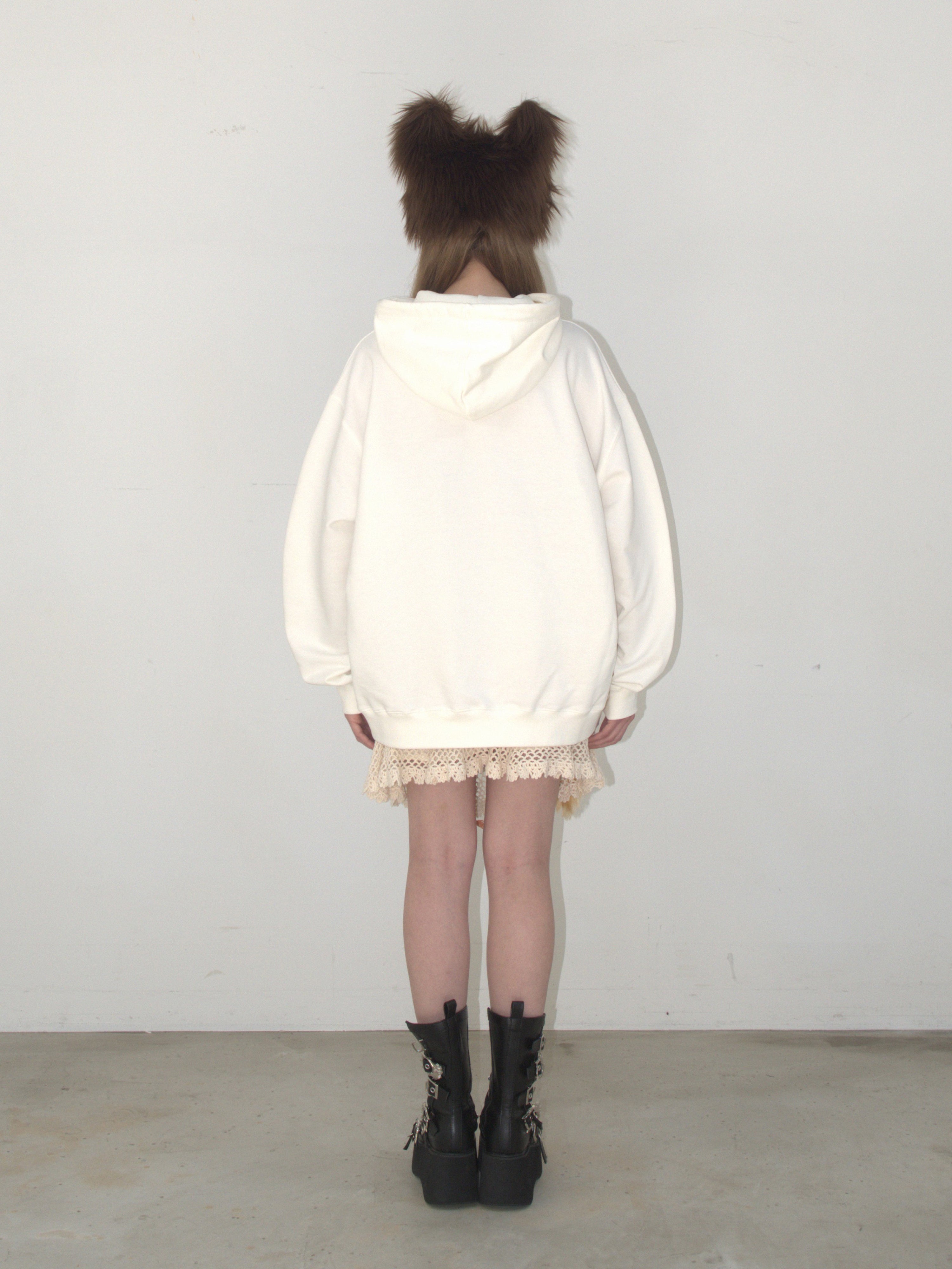 Broken Heart Hoodie IVORY - KATER 카터 - CAVA LIFE