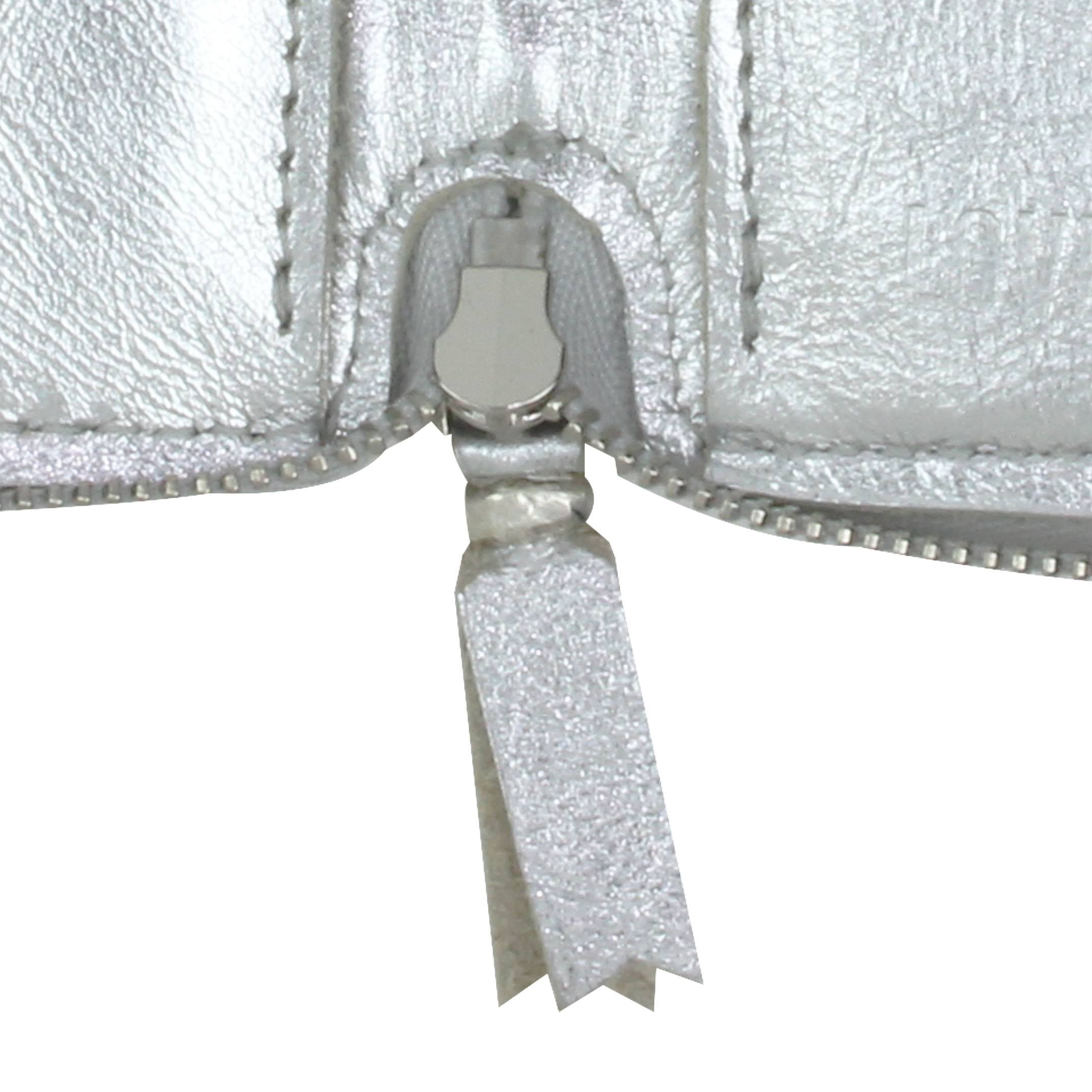 STUD WALLET - SILVER