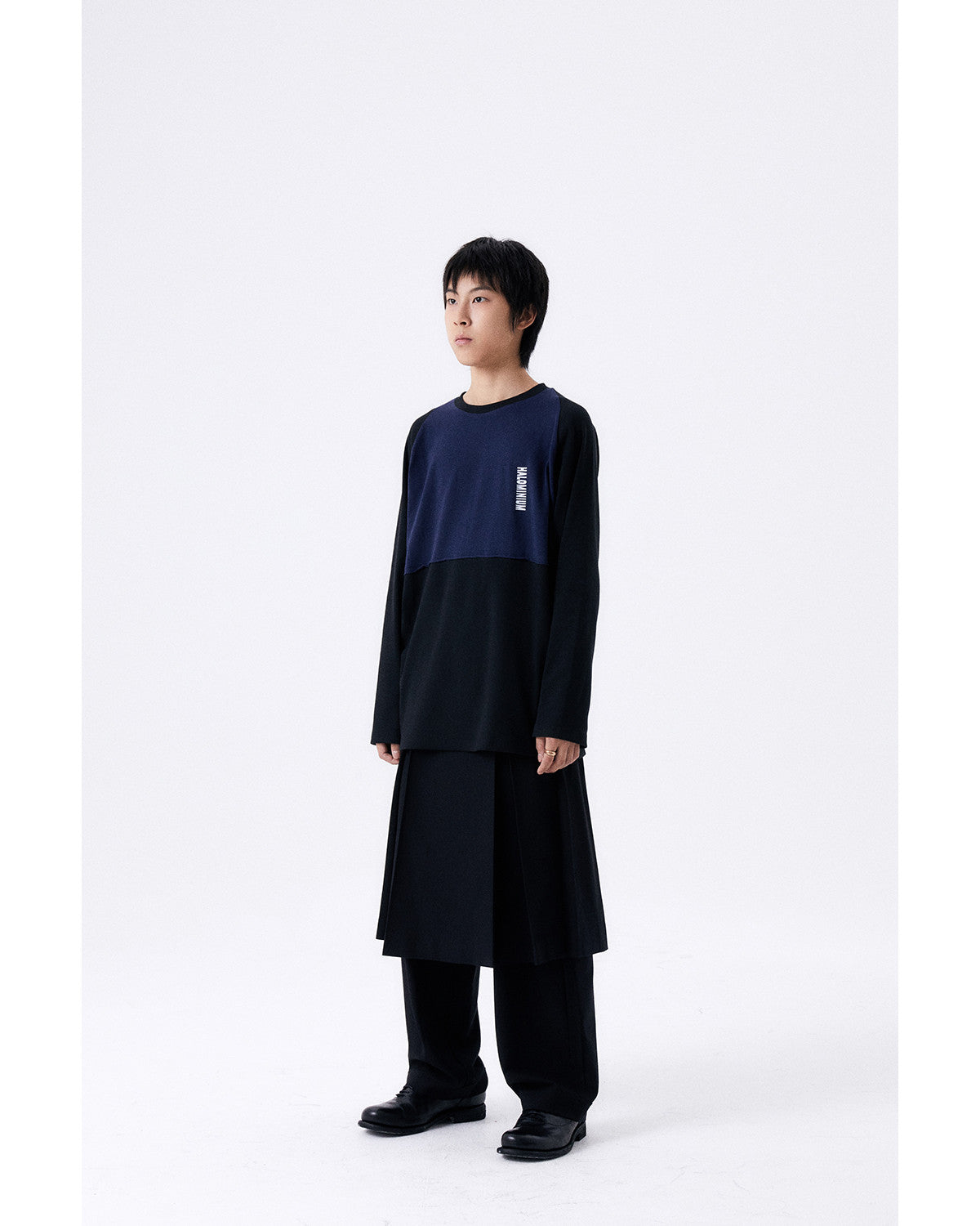 미디 플리츠 랩 스커트 2 / 블랙 - HALOMINIUM  할로미늄 - CAVA LIFE