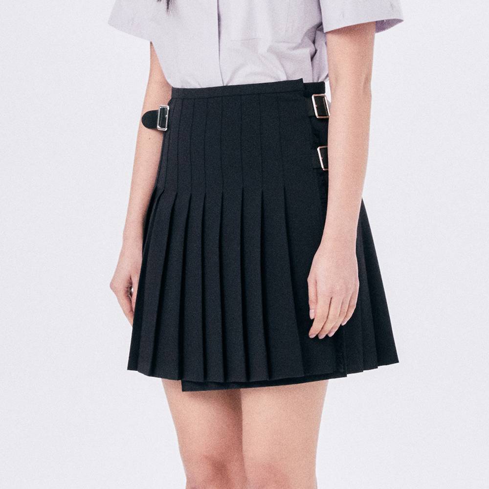 SHORT PLEATED WRAP SKIRT 2 / NAVY - HALOMINIUM  할로미늄 - CAVA LIFE