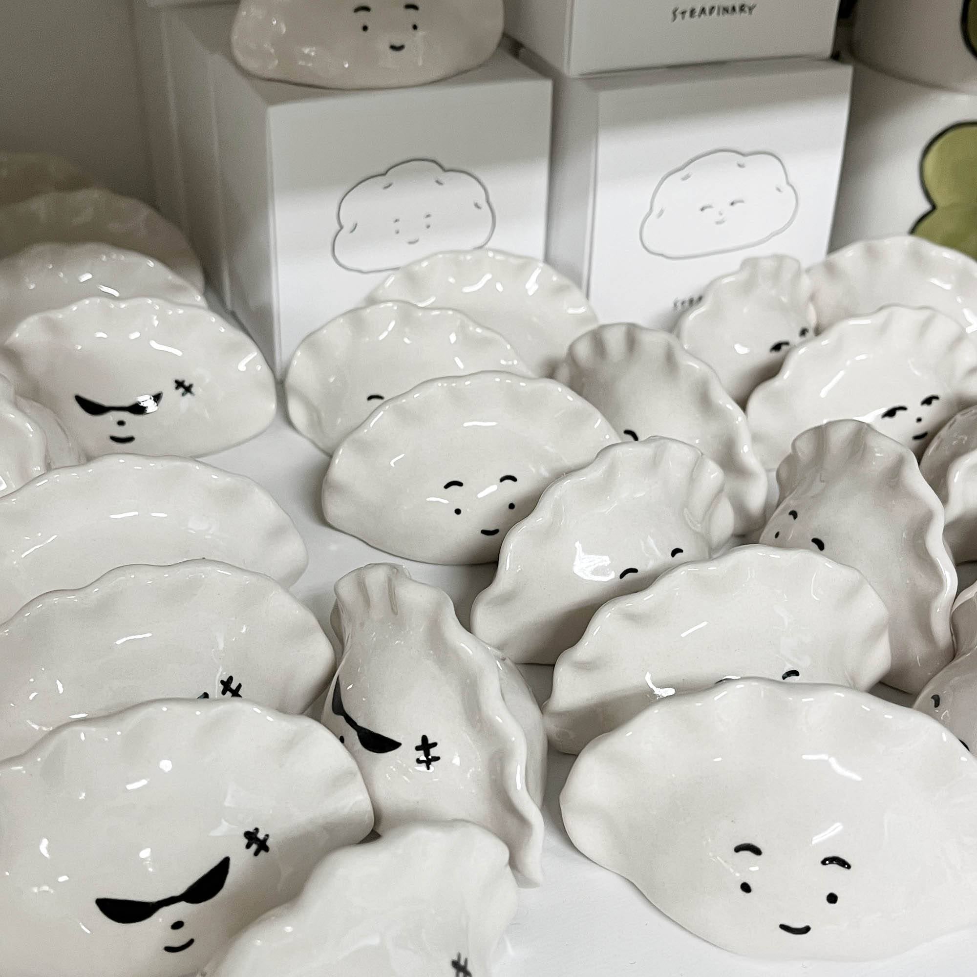 음흉한만두 인센스 홀더 - steadinary 스테디너리 - CAVA LIFE